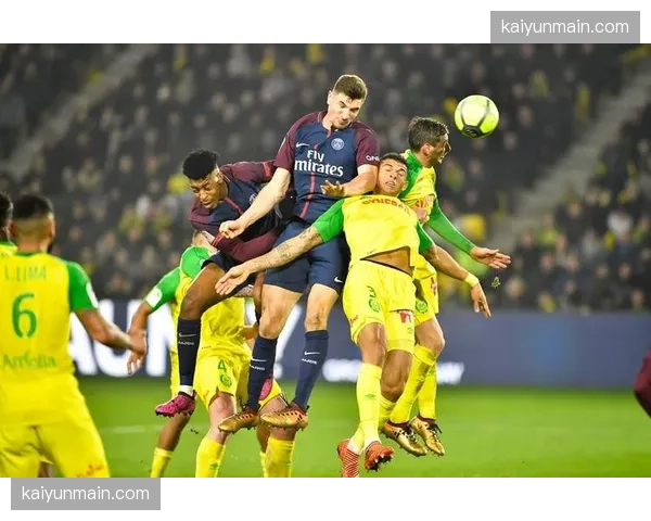 雷恩2-1险胜昂热，主场保持不败纪录